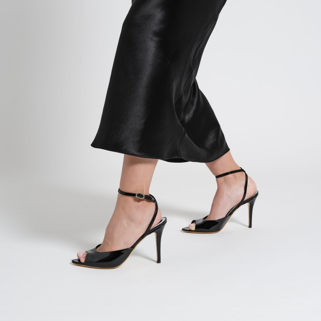 Black heels
Black sandal
Black high heel
black strappy heel
wedding shoes
wedding heels
bridal shoes
buckle