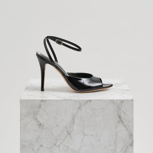 Black heels
Black sandal
Black high heel
black strappy heel
wedding shoes
wedding heels
bridal shoes
buckle