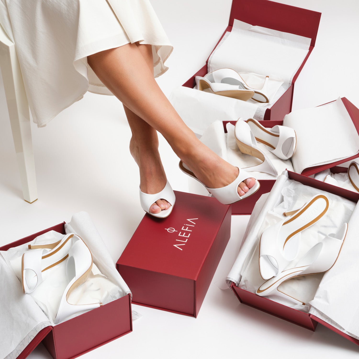 high heel white mule
white heels 
white shoes
woman's white shoes 
woman's white heels 
White shoes 
White mules 
White wedding shoes
white bridal shoes 
white bridal heels 
white bridesmaid shoes 